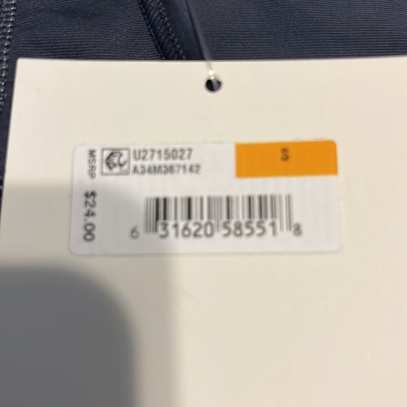 Size S - Picture 6 of 6